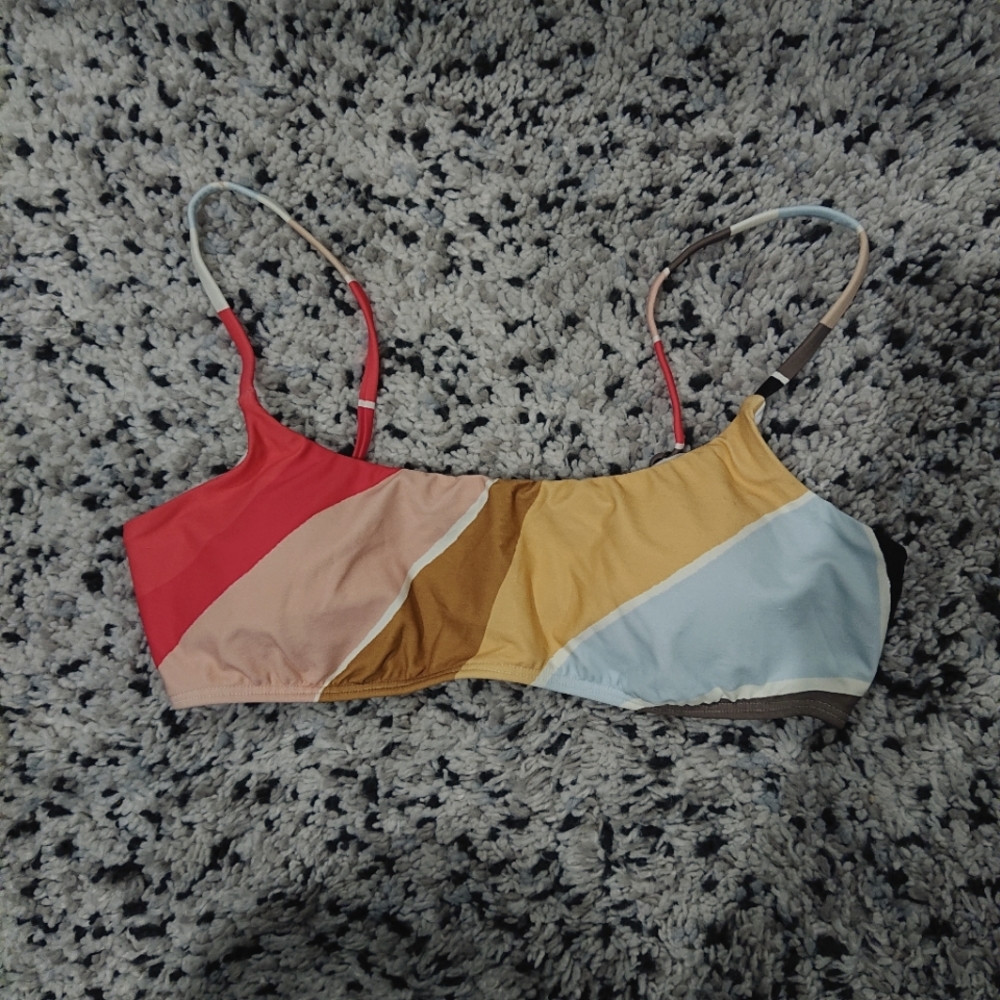 NWOT Billabong Sungazer bikini top